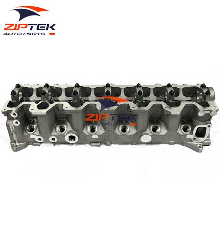 908503 Nissan Patrol Y60 Cedric 2.8D RD28T Cylinder Head